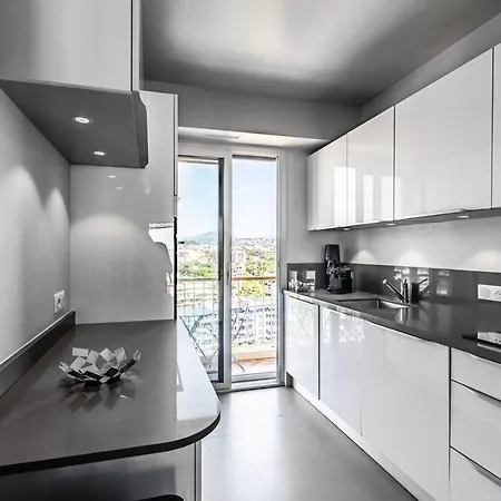 Exclusif Rooftop Vue Mer Terrasse Piscine Garage Lejlighed *